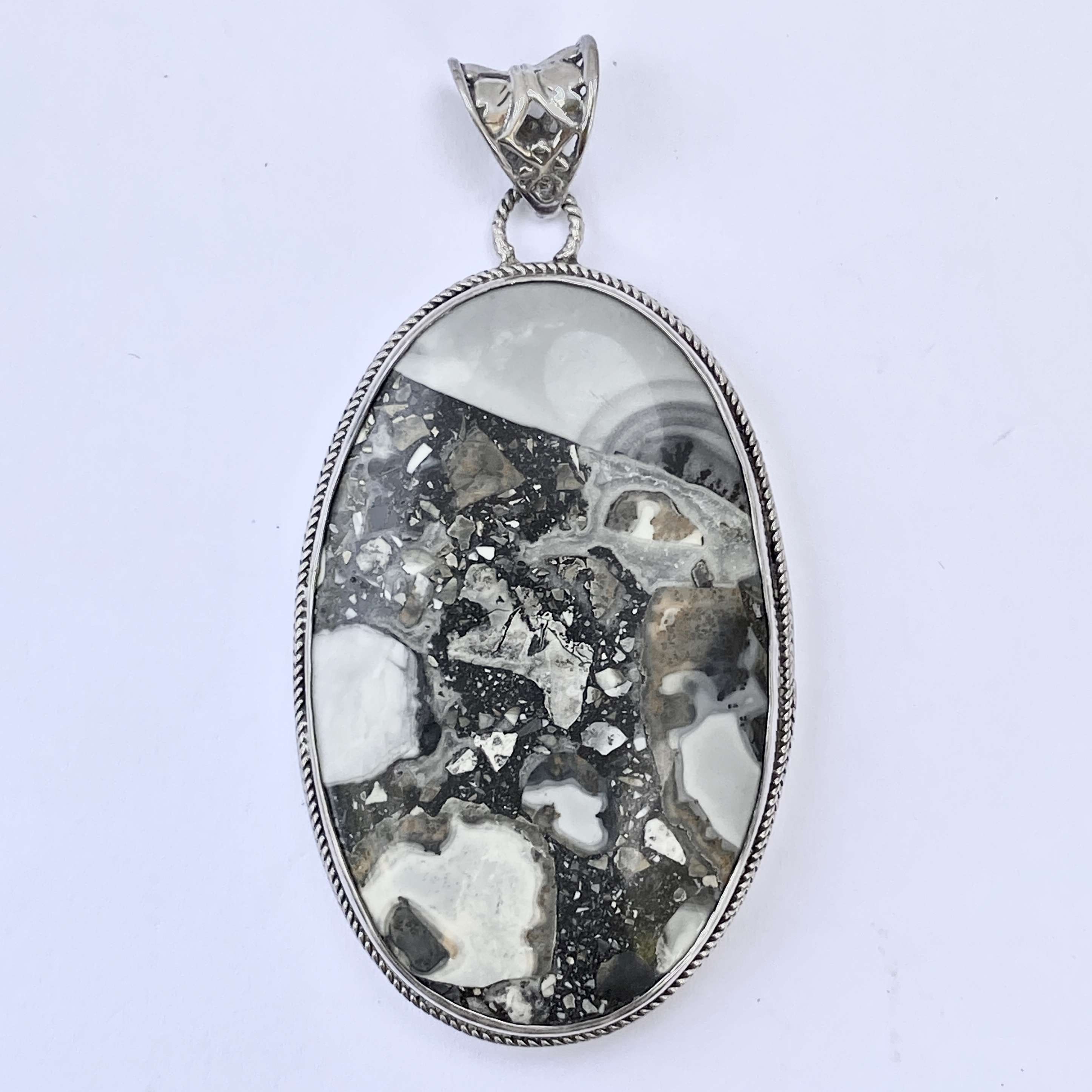 (HANDMADE 925 BALI SILVER PENDANT WITH DENRITE)